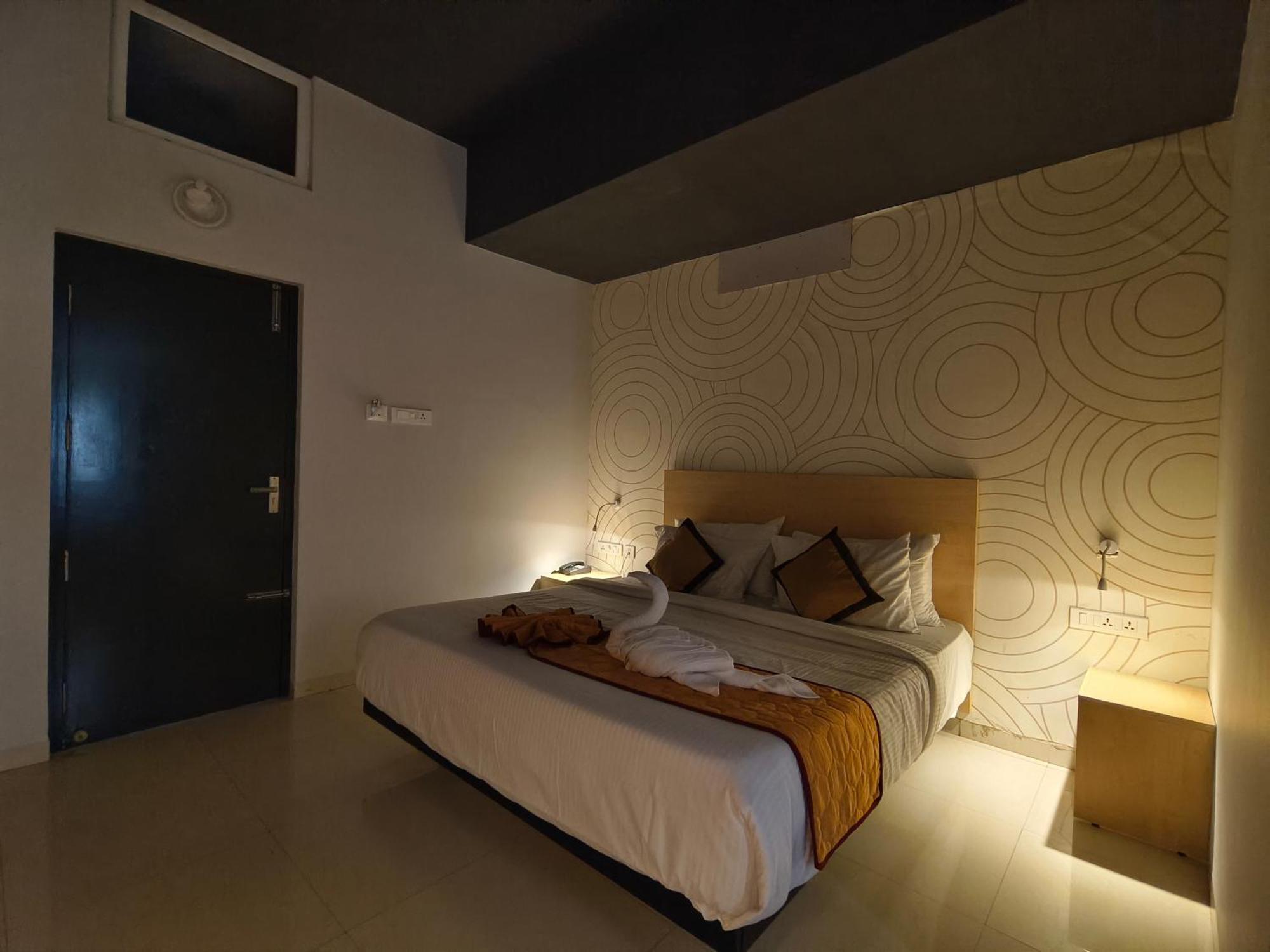 Отель Skyry Residency Tidel Park Коимбатур Экстерьер фото