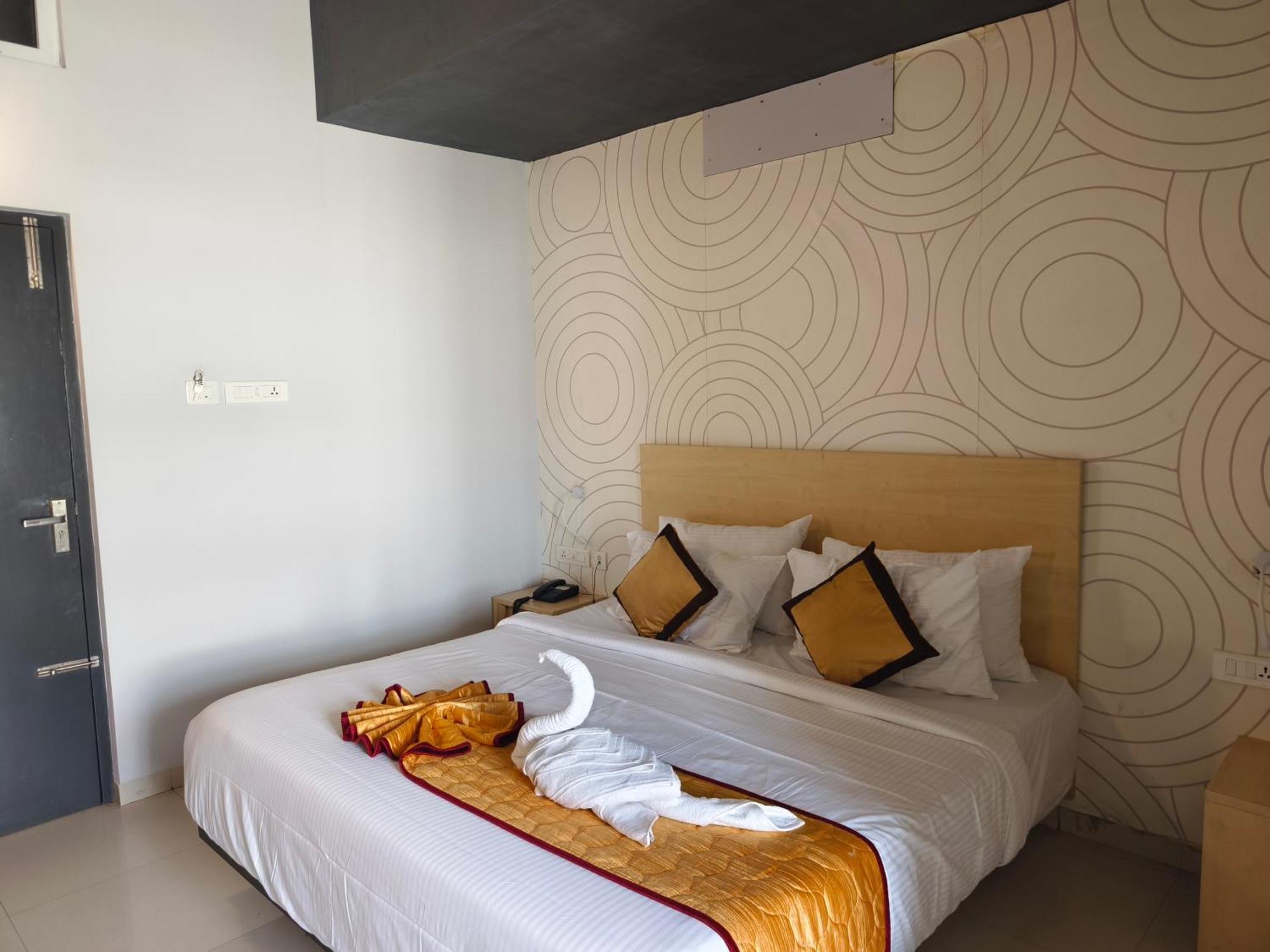 Отель Skyry Residency Tidel Park Коимбатур Экстерьер фото